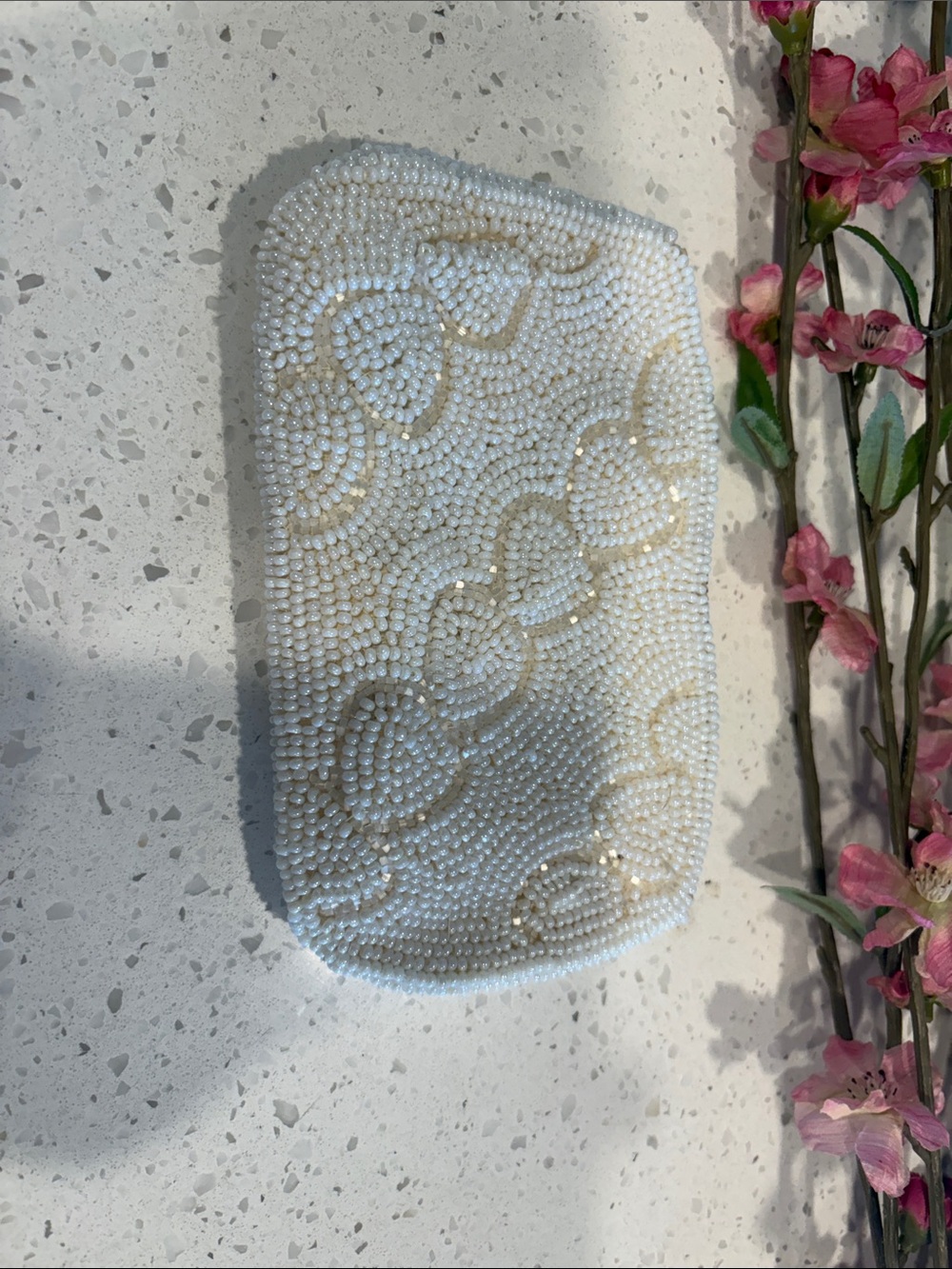 Beaded Heart Pattern White Clutch Pouch